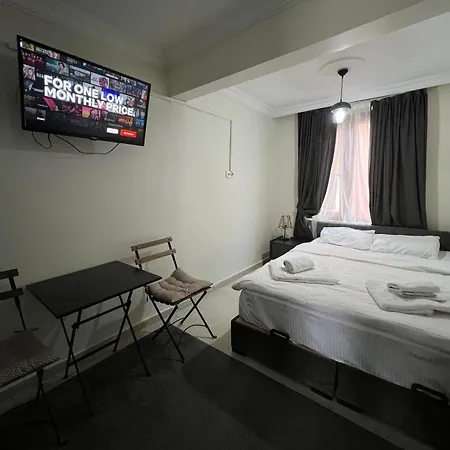 Mr Miller اسطنبول